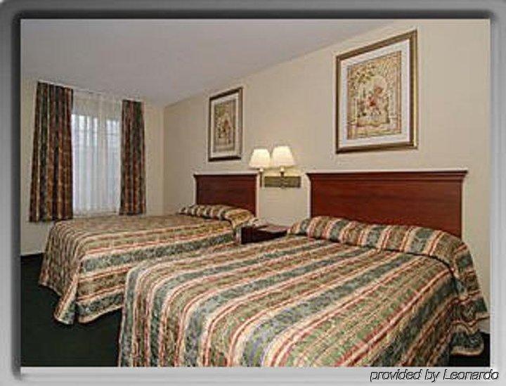 Tower Inn And Suites Of Guilford / Madison Ruang foto